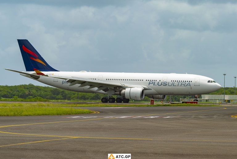 A330-200 Plus Ultra EC-KOM