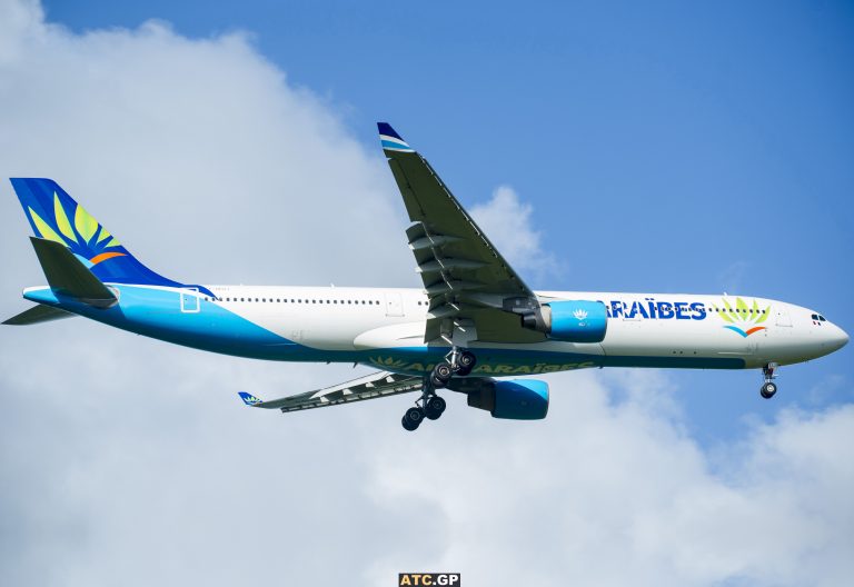 A330-300 Air Caraïbes F-HPUJ