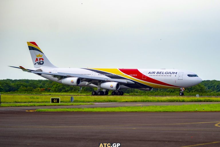 A340-300 Air Belgium OO-ABA