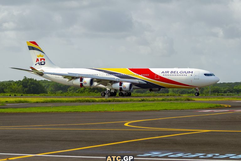 A340-300 Air Belgium OO-ABA