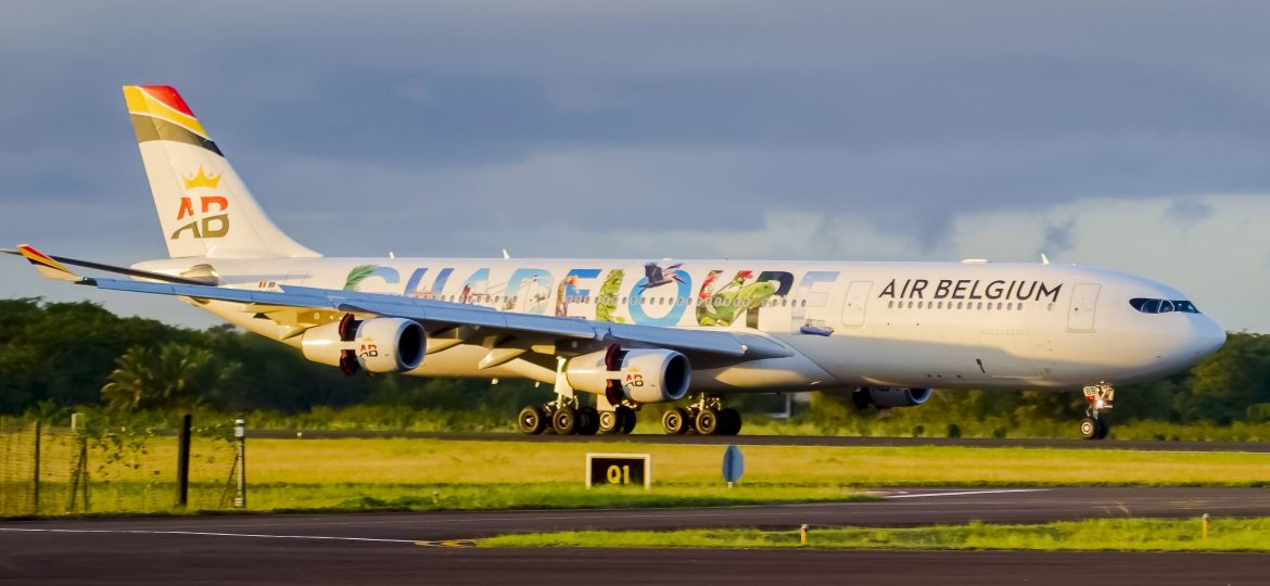 A340-300 Air Belgium OO-ABB