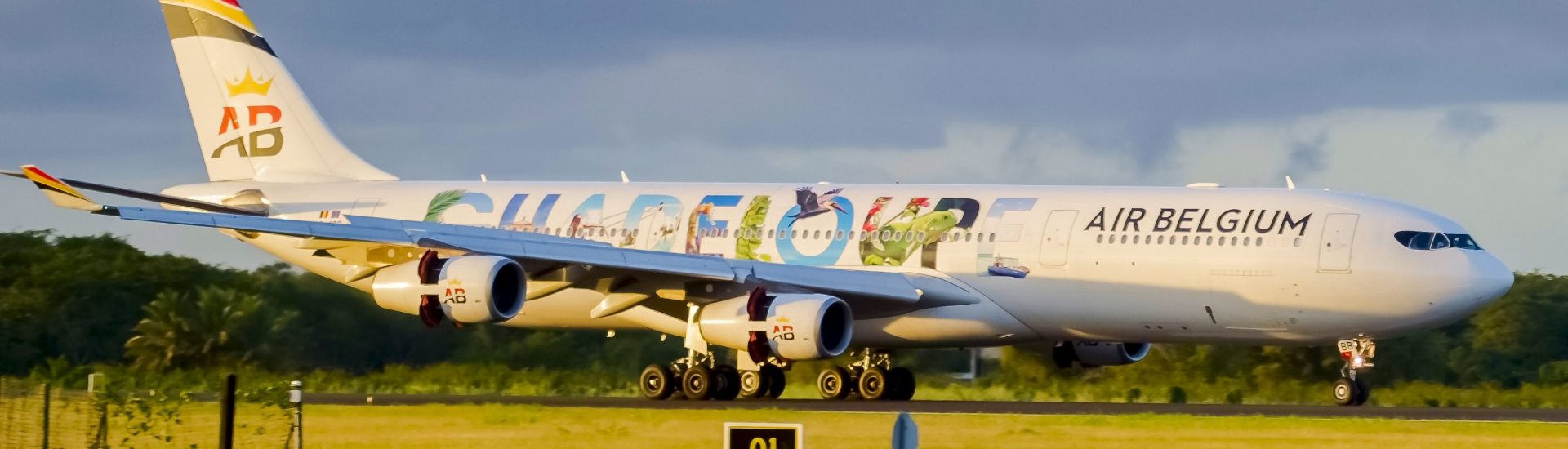 A340-300 Air Belgium OO-ABB