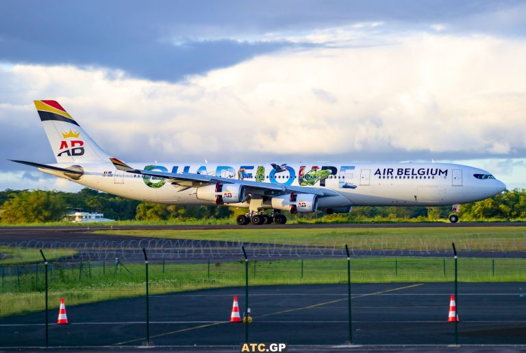 A340-300 Air Belgium OO-ABB