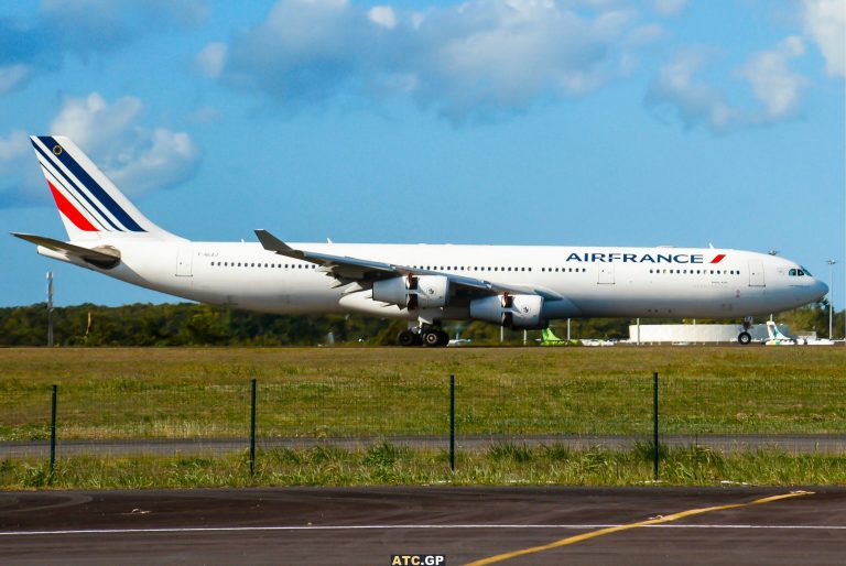 A340-300 Air France F-GLZJ