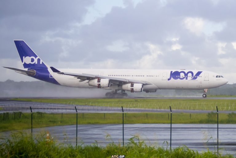 A340-300 Air France F-GLZK