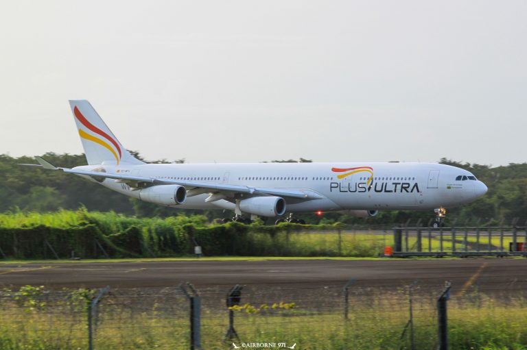 A340-300 Plus Ultra EC-MFA