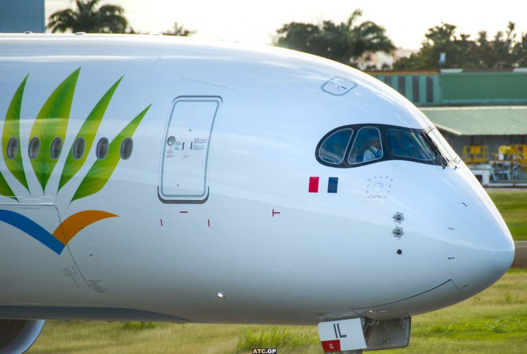 A350-1000 Air Caraïbes F-HMIL