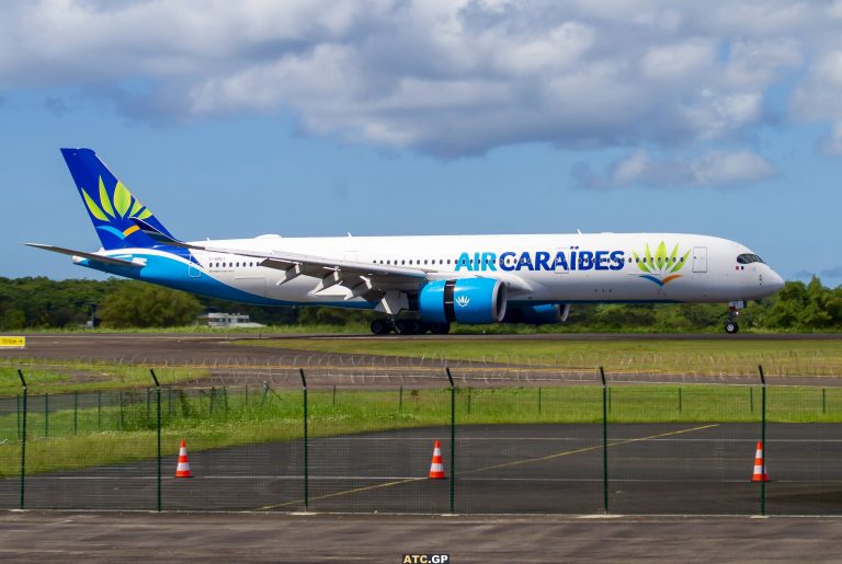 A350-900 Air Caraïbes F-HNET