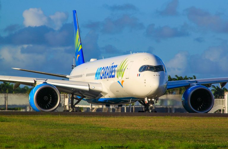 A350-900 Air Caraïbes F-HNET