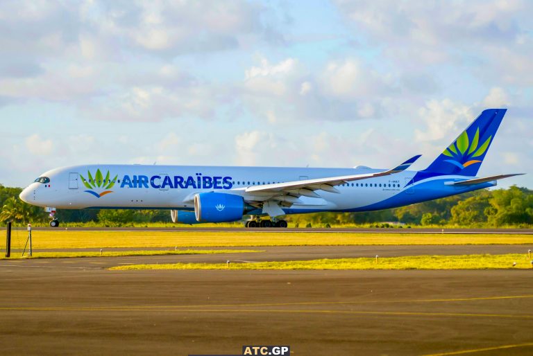 A350-900 Air Caraïbes F-HNET
