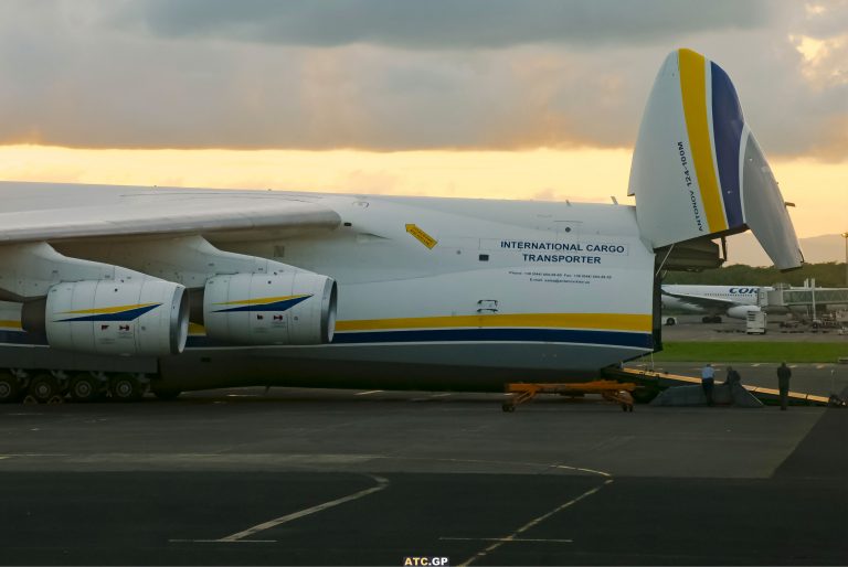 AN-124-100M-150 Antonov Airlines UR-82007