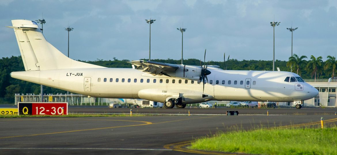 ATR72-200 Air Caraïbes LY-JUA