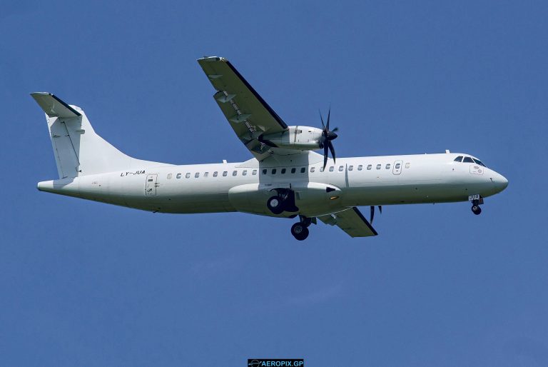 ATR-72-200 Air Caraïbes LY-JUA