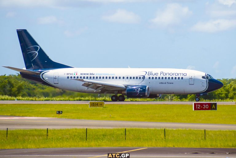 B737-300 Blue Panorama I-BPAG