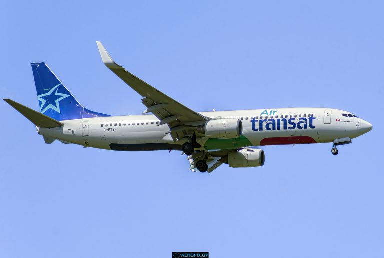 B737-800 Air Transat C-FTV