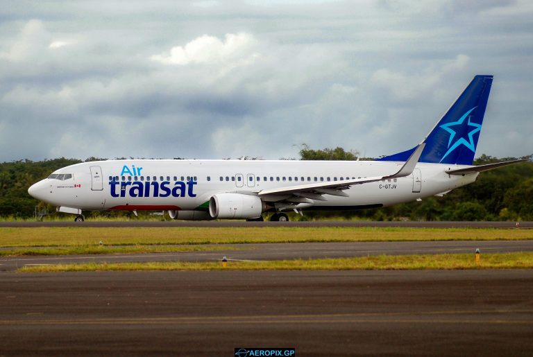 B737-800 Air Transat C-GTJV