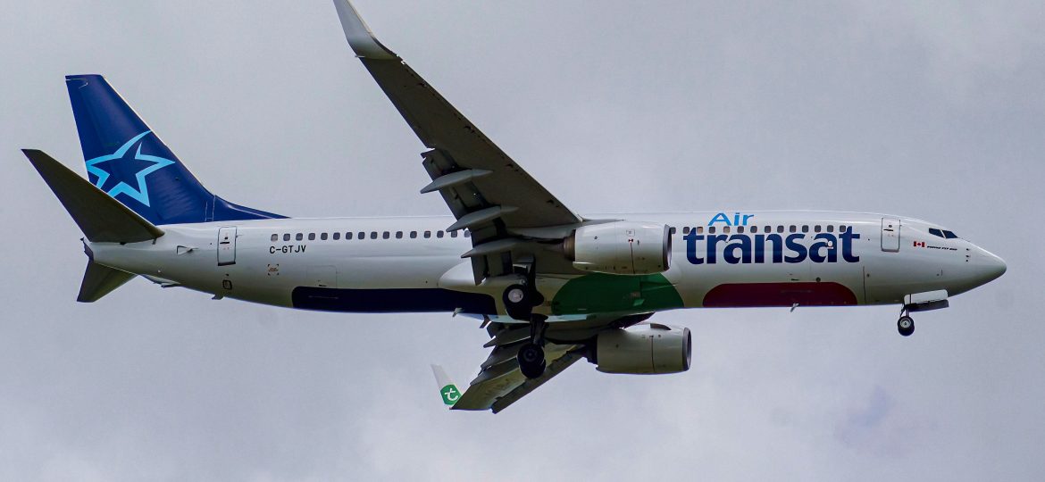 B737-800 Air Transat C-GTJV