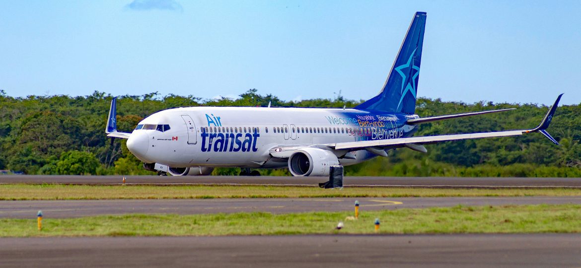 B737-800 Air Transat C-GTQG