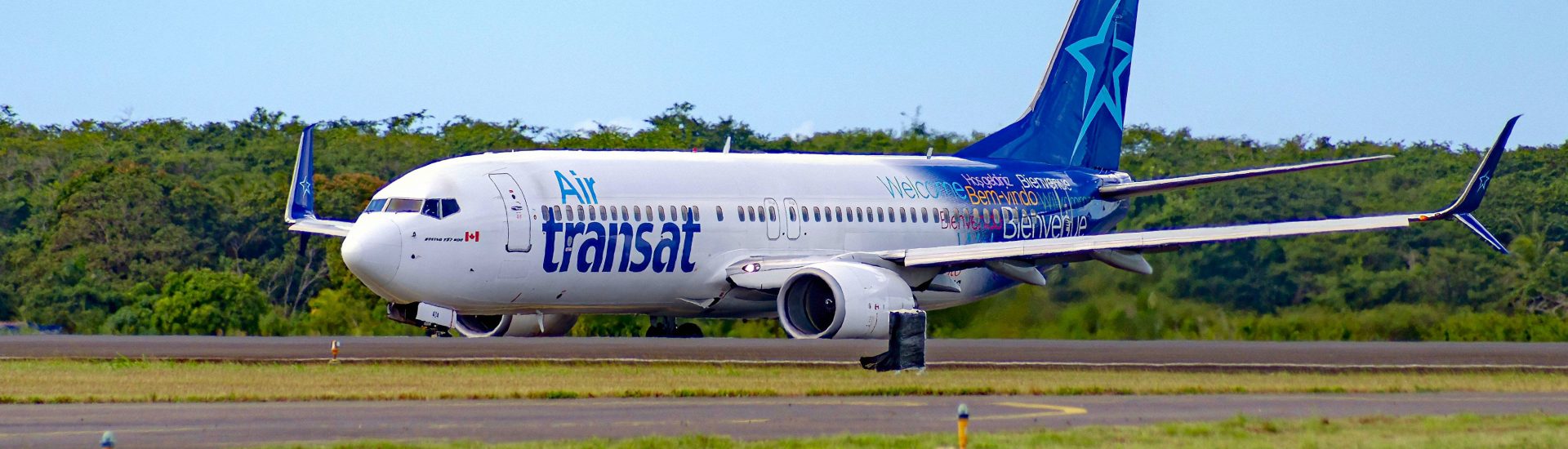 B737-800 Air Transat C-GTQG