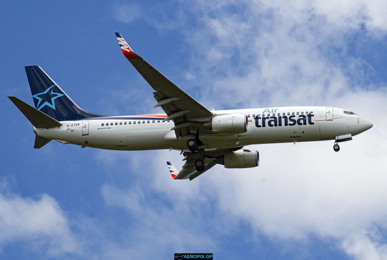 B737-800 Air Transat C-GTQX