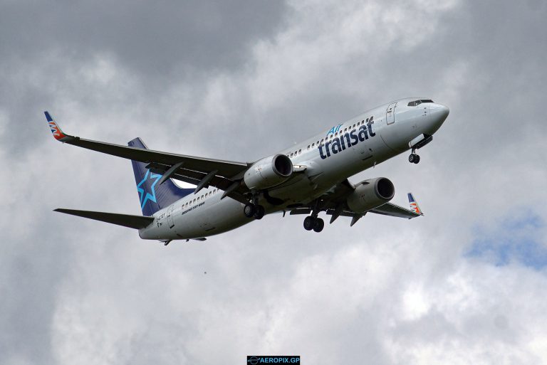 B737-800 Air Transat C-GTQY