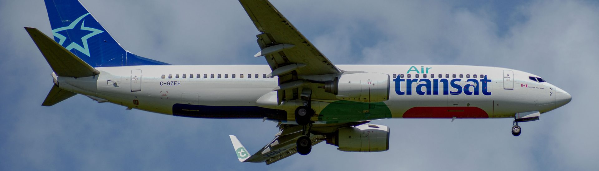 B737-800 Air Transat C-GZEH