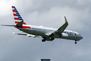 B737-800 American N876NN