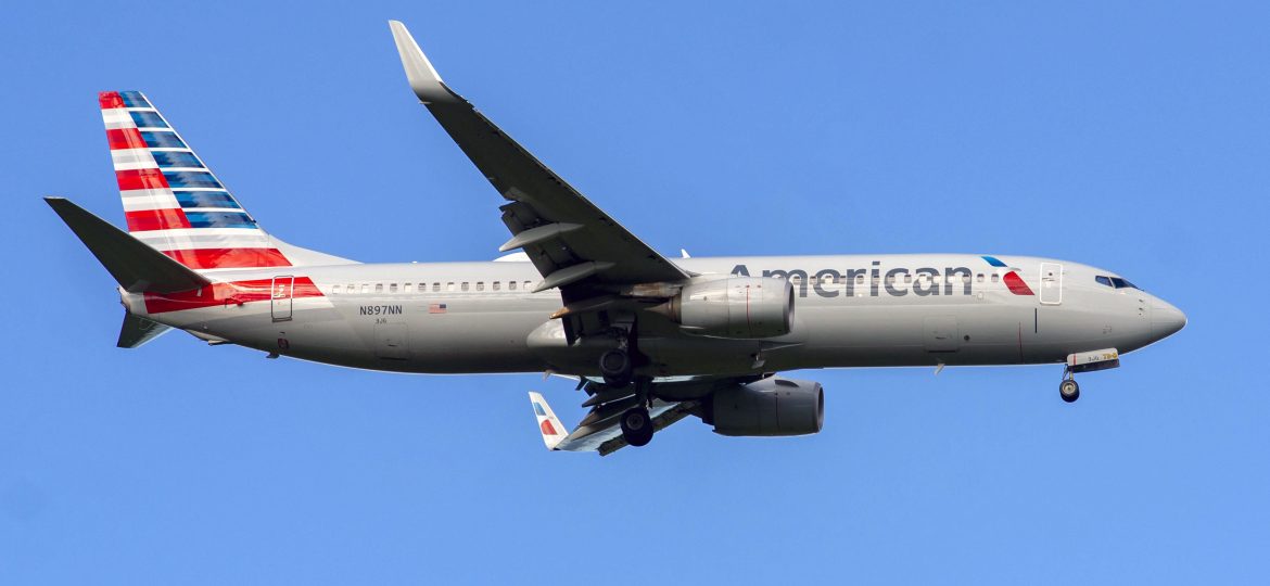 B737-800 American Airlines N897NN