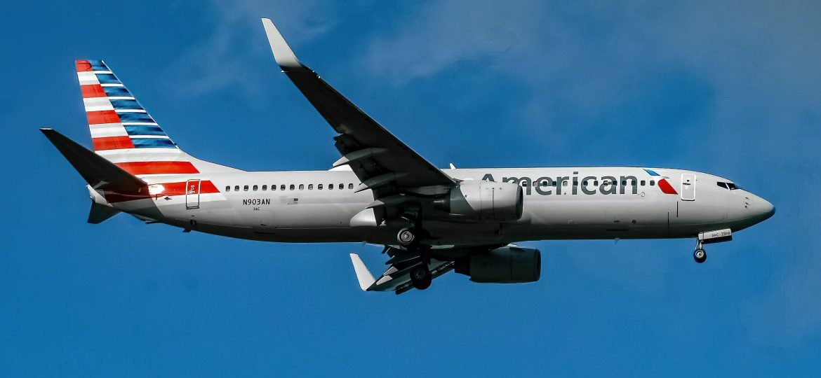 B737-800 American Airlines N903AN