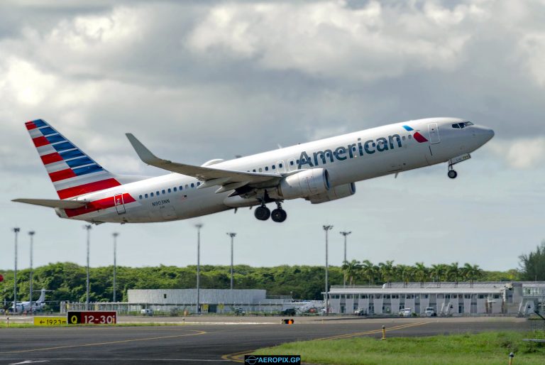B737-800 American N903NN