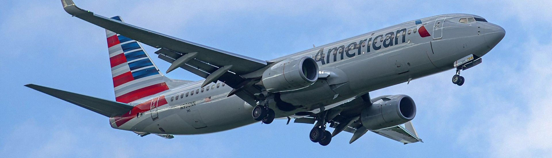 B737-800 American Airlines N996NN