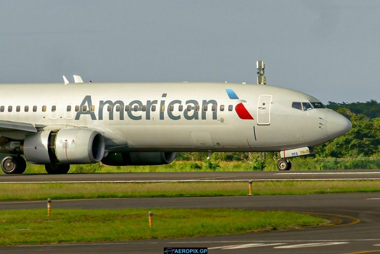 B737-800 American N816NN