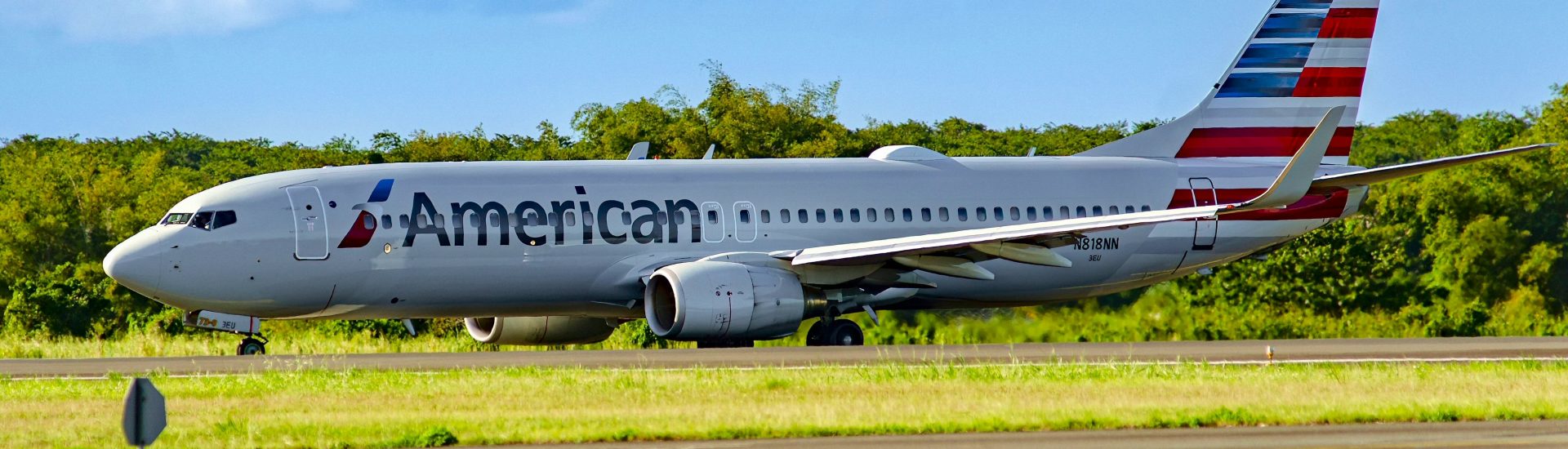 B737-800 American Airlines N818NN