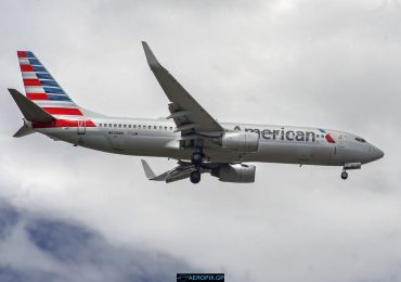 B737-800 American Airlines N826NN