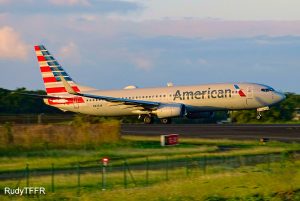 B737-800 American N903AN