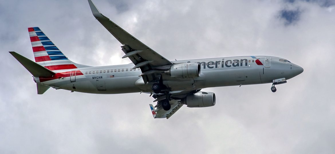 B737-800 American Airlines N912AN