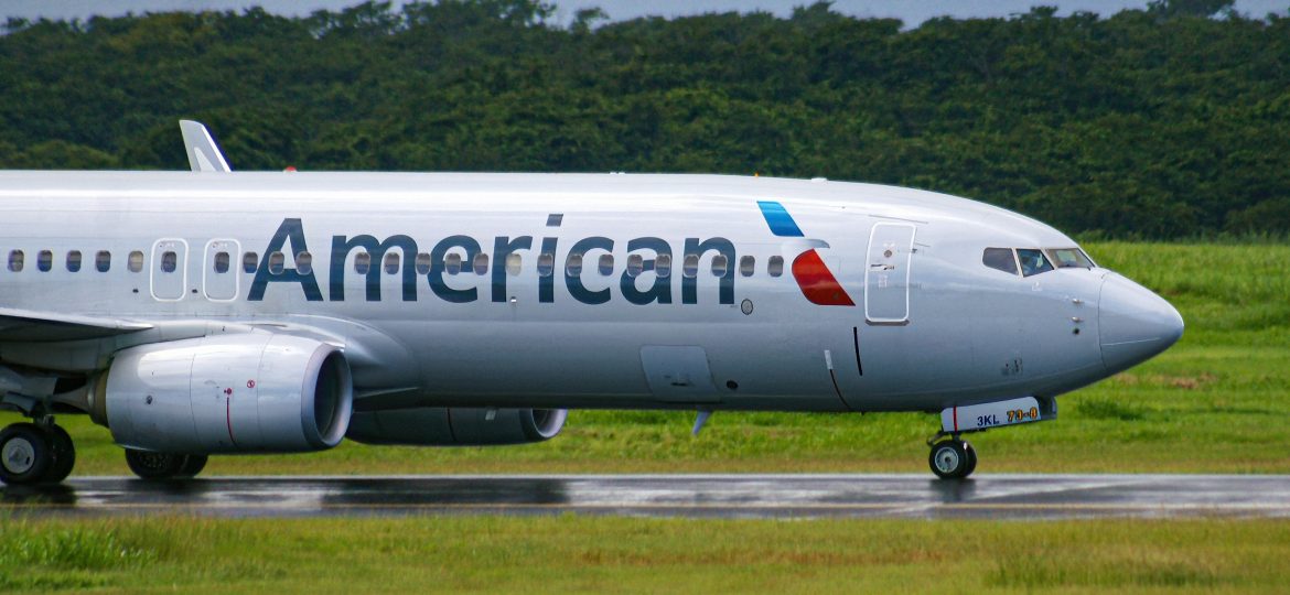 B737-800 American Airlines N925NN