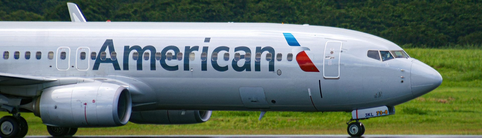 B737-800 American Airlines N925NN