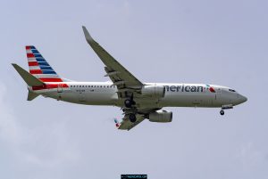 B737-800 American N944AN