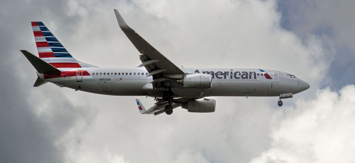 B737-800 American Airlines N950AN