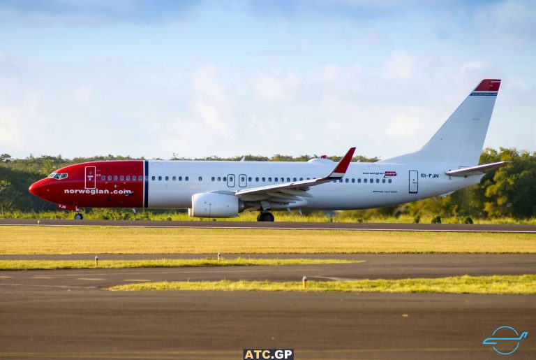 B737-800 Norwegian EI-FJN