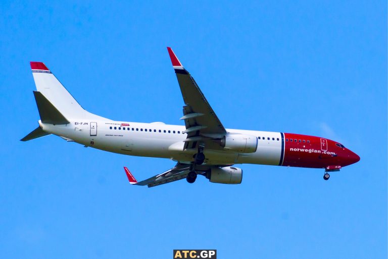 B737-800 Norwegian EI-FJN