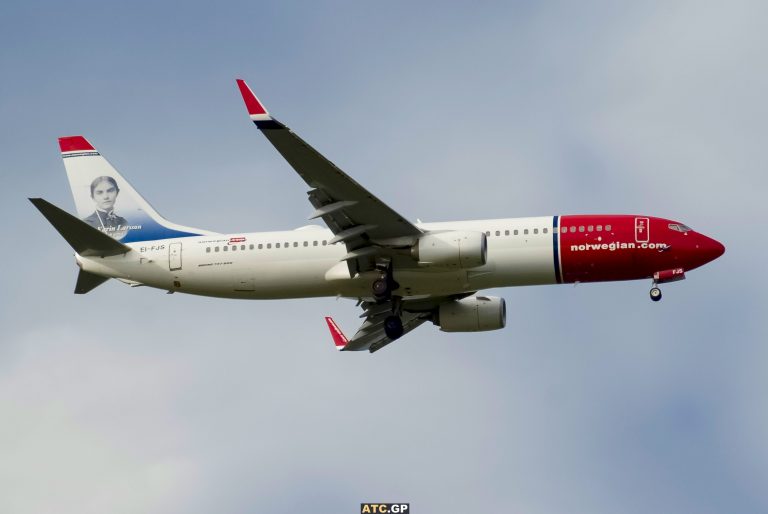 B737-800 Norwegian EI-FJS