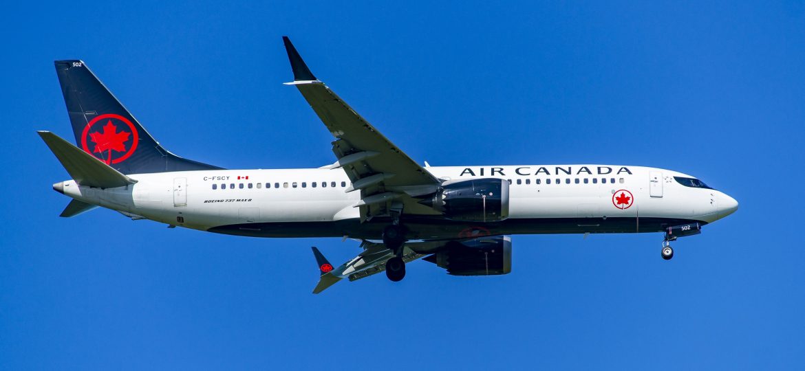 B737 MAX-8 Air Canada C-FSCY