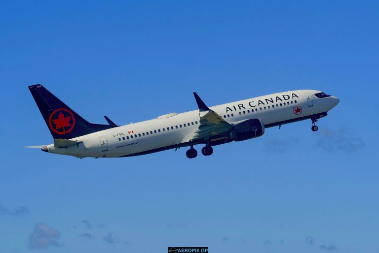 B737 Max-8 Air Canada C-FSIL