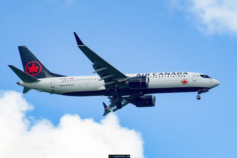 B737 Max-8 Air Canada C-FSLU