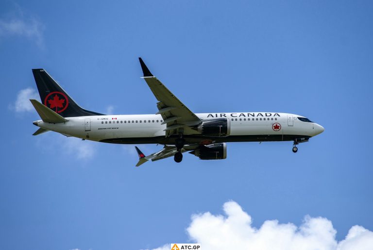 B737 Max-8 Air Canada C-GMIU