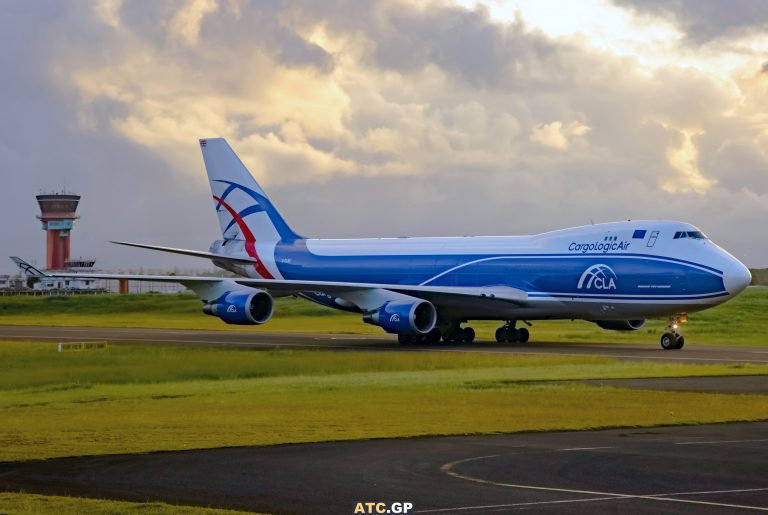 B747-400ERF CargoLogicAir G-CLBA