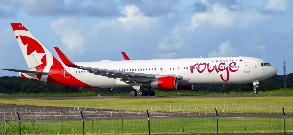 B767-300ER Air Canada Rouge C-FIYA