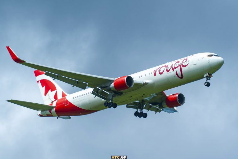 B767-300ER Air Canada Rouge C-FIYE